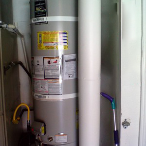 40 Gallon<br />
Water Heaters